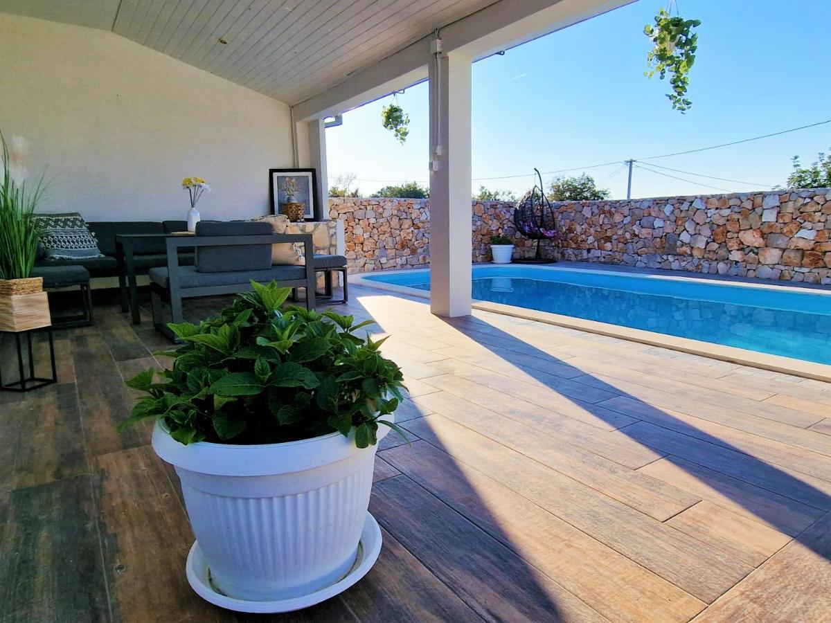 Anas Lagoon Holiday House With Pool At Azure Beach Mali Drvenik Exterior foto