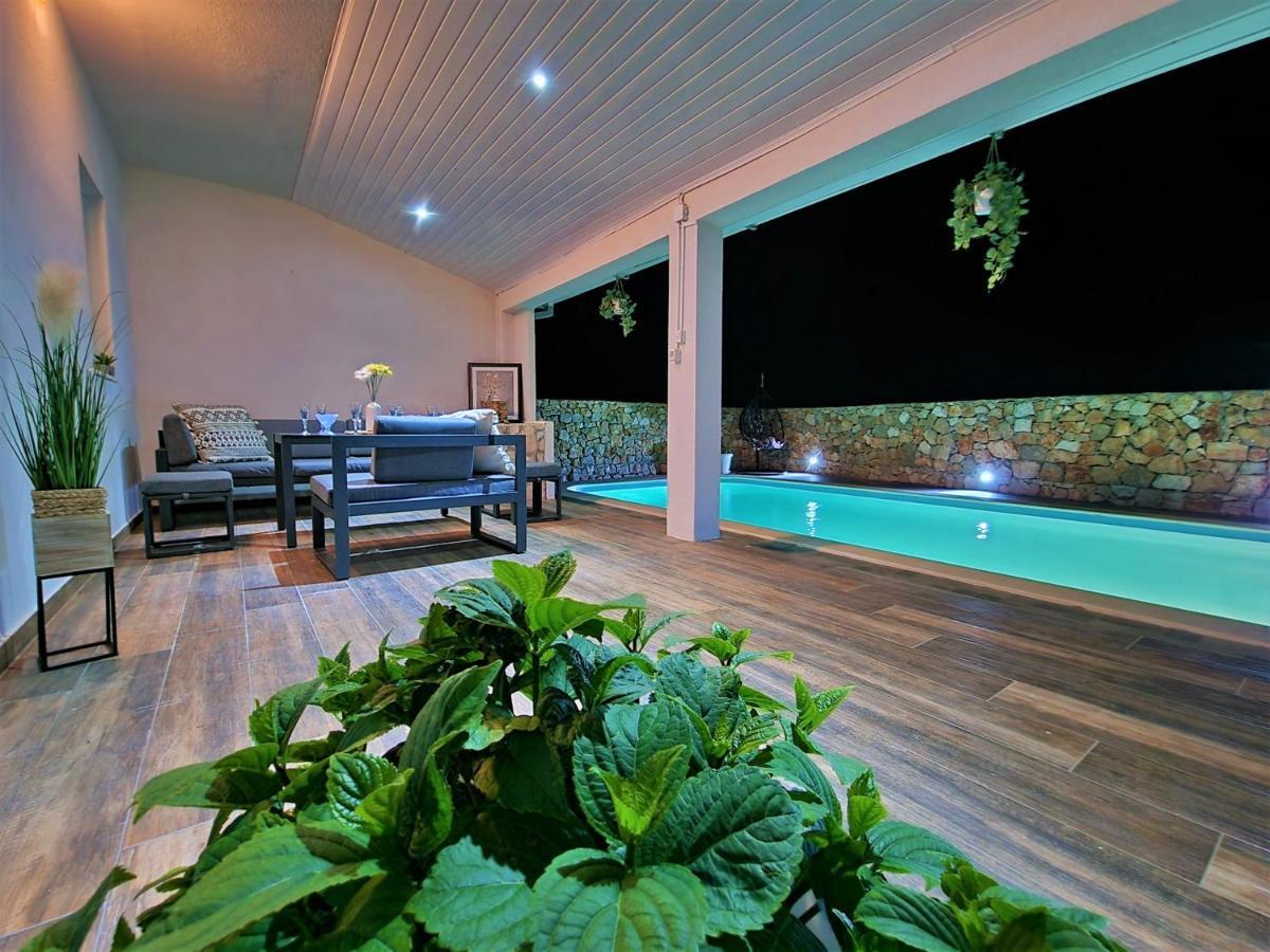 Anas Lagoon Holiday House With Pool At Azure Beach Mali Drvenik Exterior foto